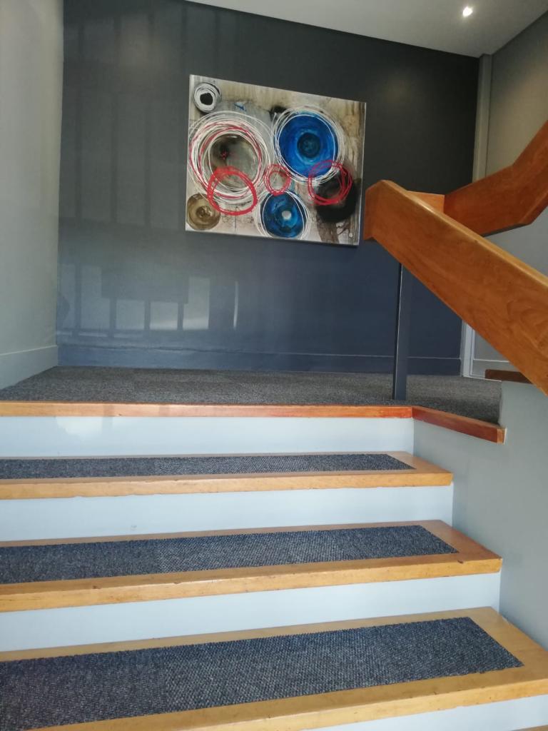 To Let Commercial Property for Rent in Pinelands Western Cape